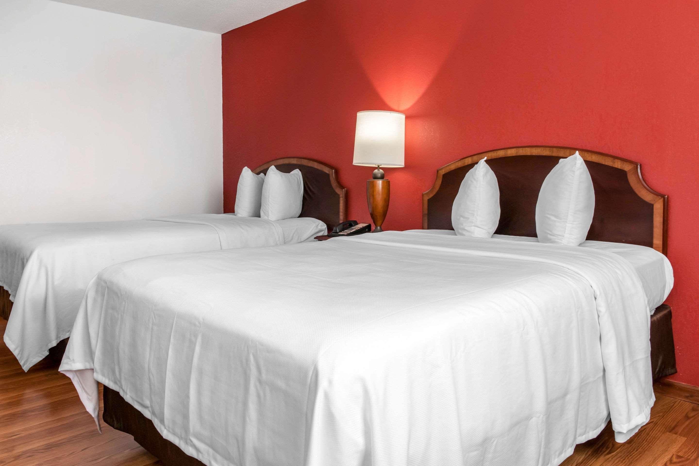 Hotel Days And By Wyndham Hammond, In 3*